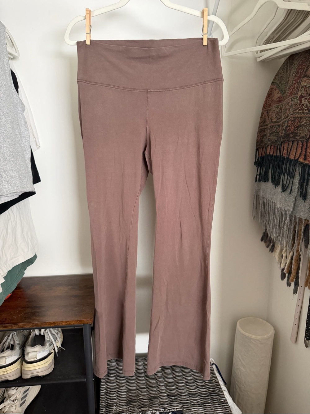 Mauve High-Waist Yoga Pants TNA